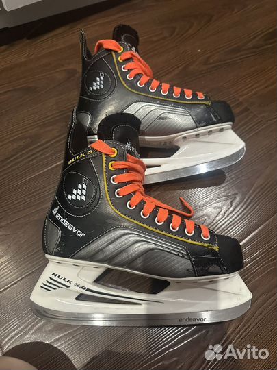 Коньки хоккейные