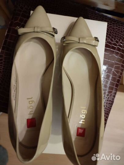 Туфли новые бежевые