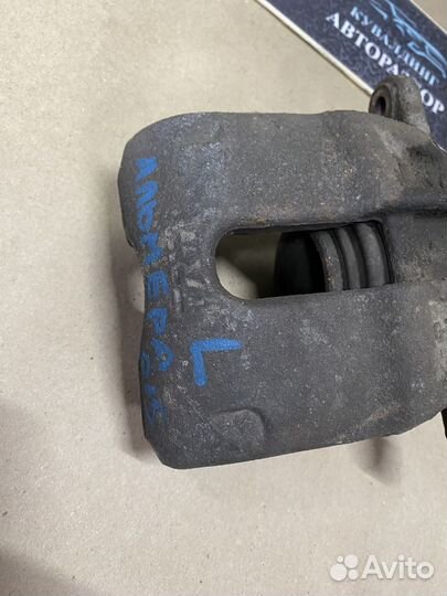 Тормозной цилиндр передний левый Nissan almera g15