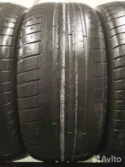 Michelin Pilot Sport 3 235/45 R18 98Y