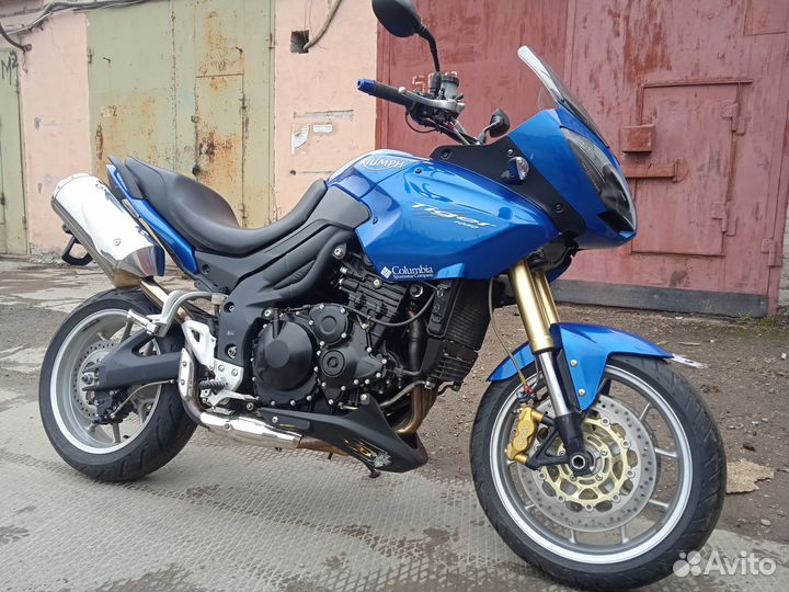 Triumph tiger 1050