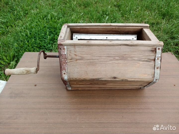 Маслобойка старинная