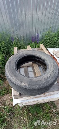 Bridgestone Dueler H/T 687 225/70 R16