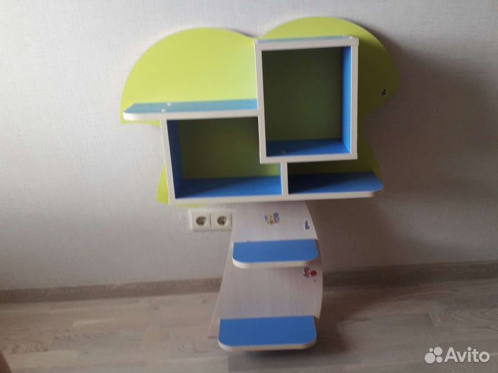Полка для детской комнаты