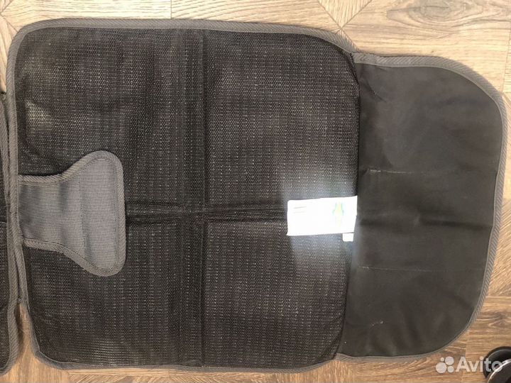 Накидка защитная под автокресло