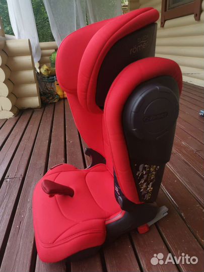 Автокресло Britax Romer Kidfix 3M 15-36 кг