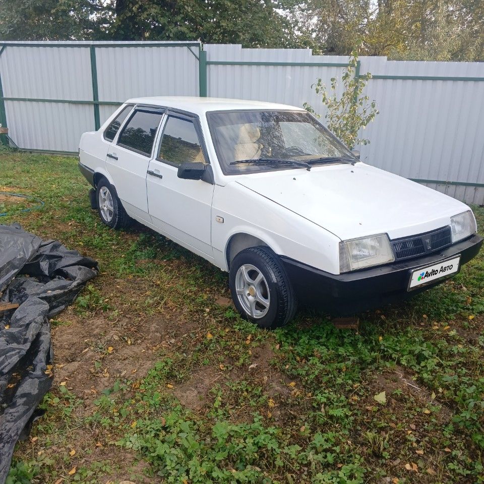 ВАЗ (LADA) 21099: фото владельца