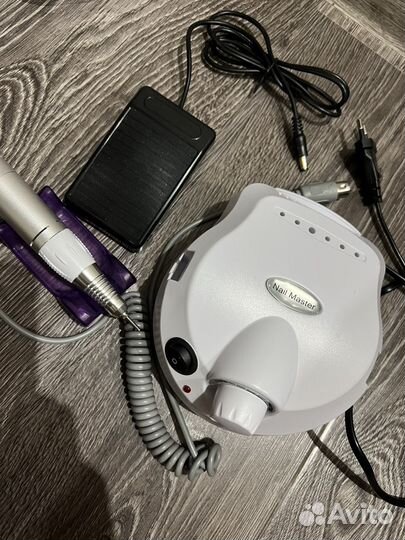 Аппарат для маникюра и педикюра