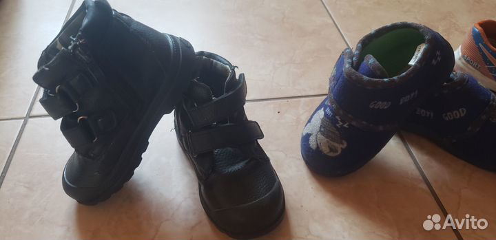 Обувь на мальчика 24-25 размер