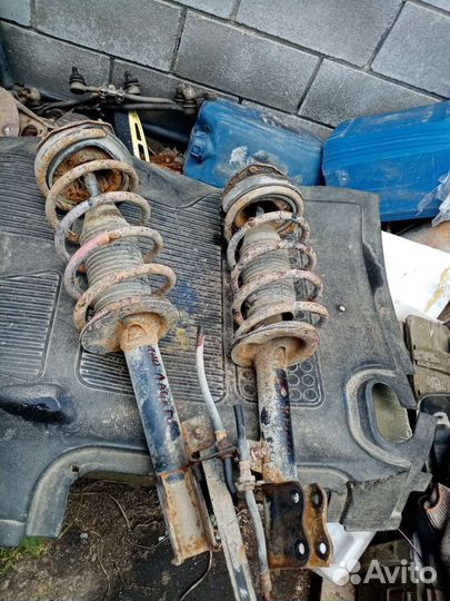 Стойки задние шевролет лачети