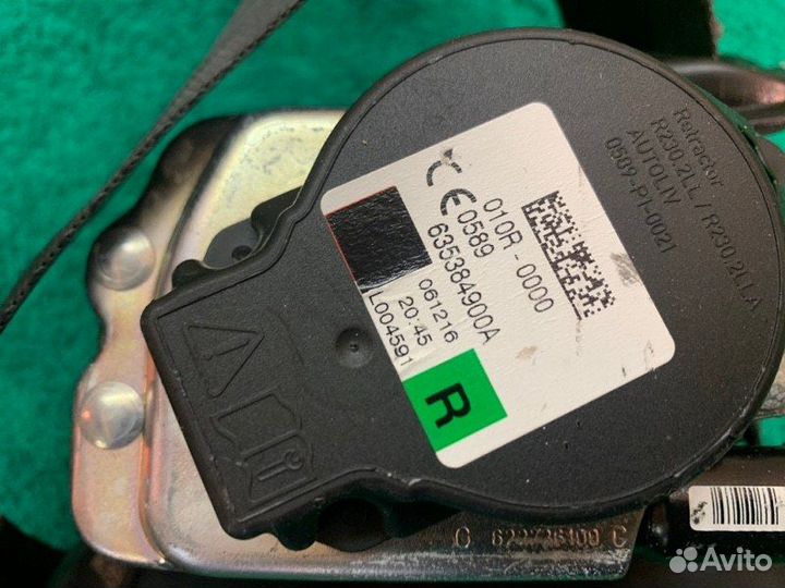 Ремень безопасности передний правый Land Rover