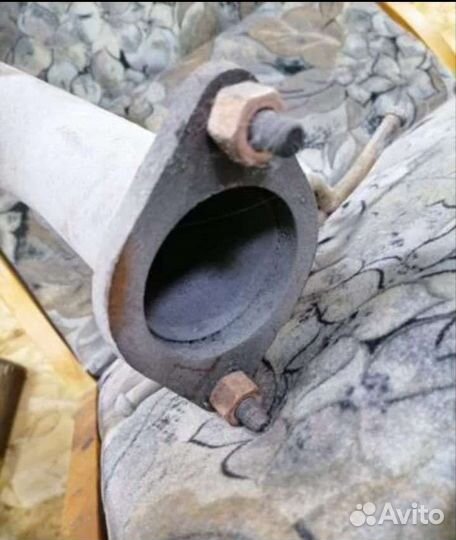 Сифон выхлопной на форд куга 2,5турбо