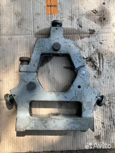 Люнет неподвижный токарный н200мм некомплект