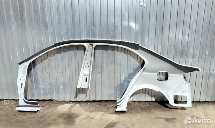 Панель кузова боковая правая Volkswagen Polo 6 Liftback