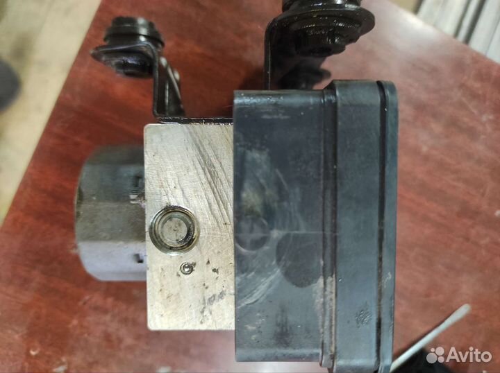 Блок ABS polo sedan