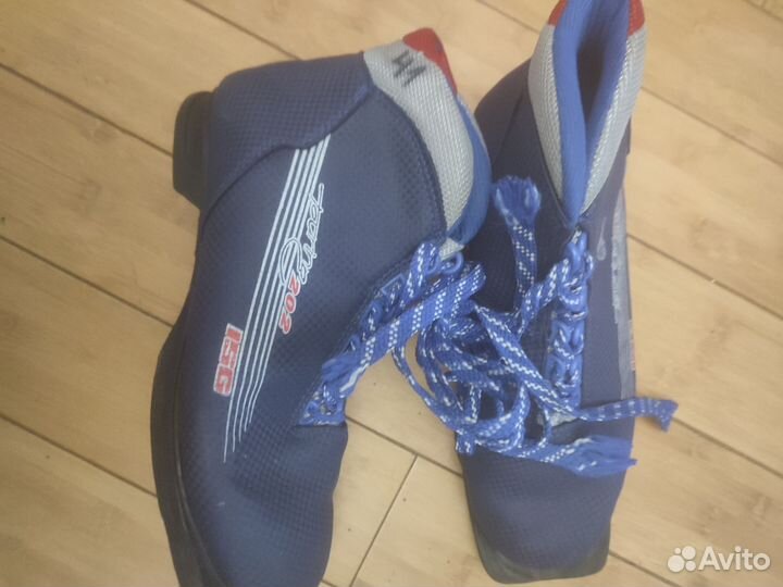 Лыжные ботинки motor classic