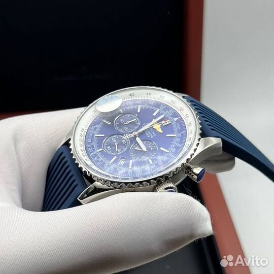 Часы breitling