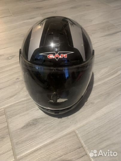 Мотоциклетный шлем размер M