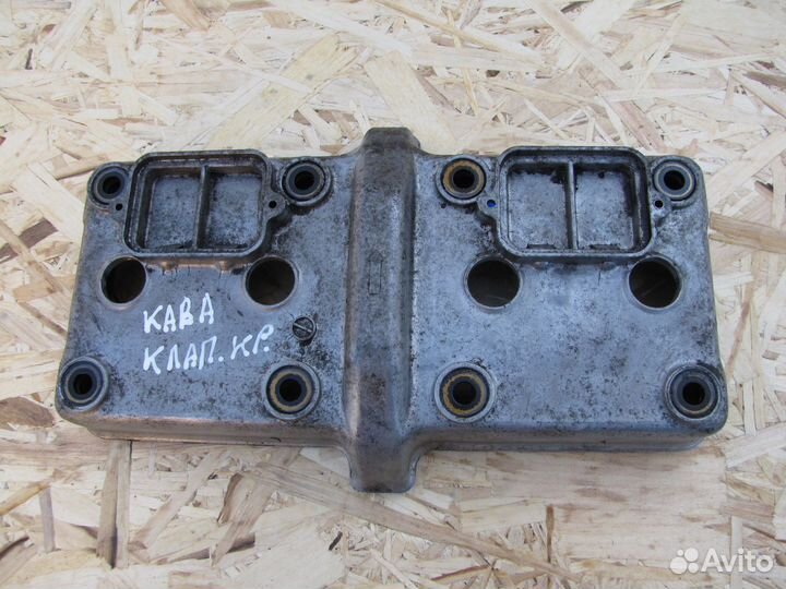 Клапанная крышка Kawasaki ZZR400-1 (ZX400K)