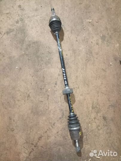 Привод передний Honda FIT Хонда Фит шрус граната