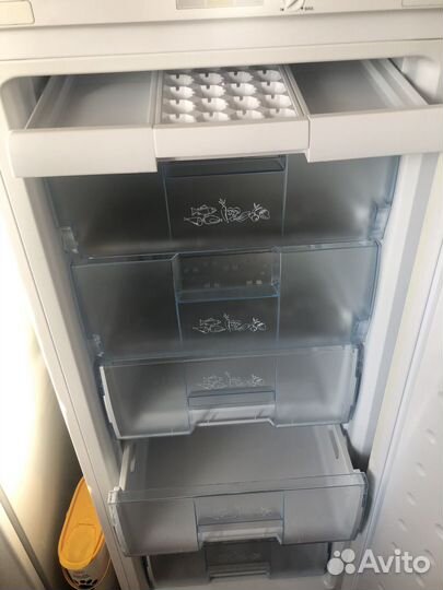 Морозильная камера beko