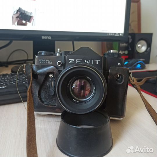 Пленочный фотоаппарат Зенит TTL
