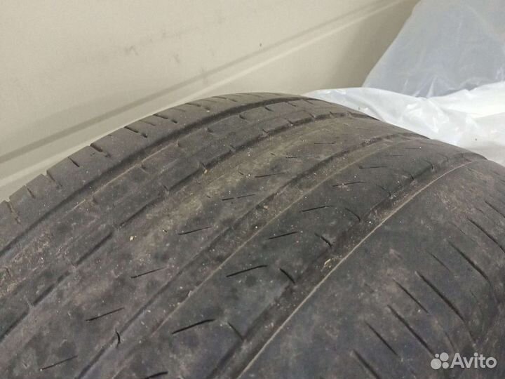 Pirelli Chrono 2 285/45 R20