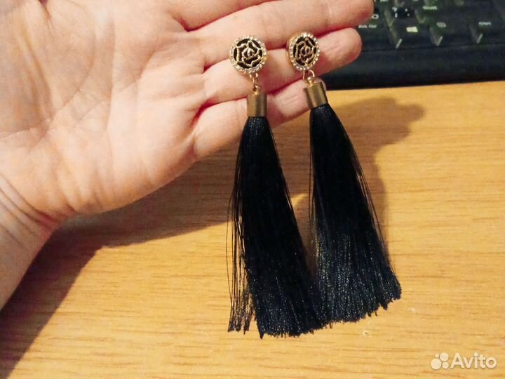 Серьги с кисточками