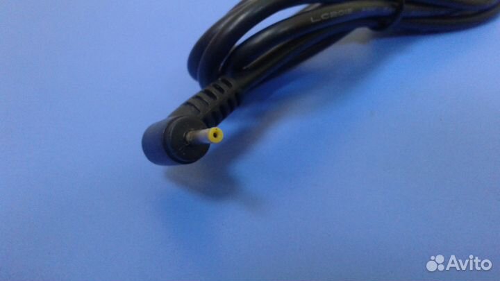 Блок питания для нетбука asus 19V 2.1A 2.5 x 0.7