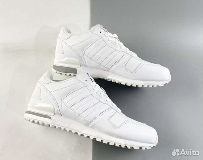 Новые кроссовки Adidas ZX 700 (40-46) Адидас