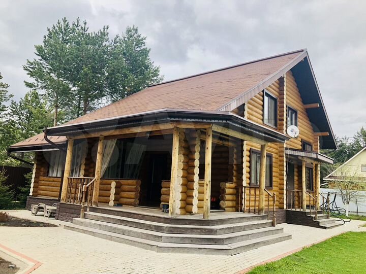 Дом 165 м² на участке 15 сот.