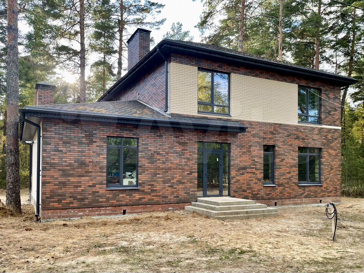 Дом 194 м² на участке 12 сот.