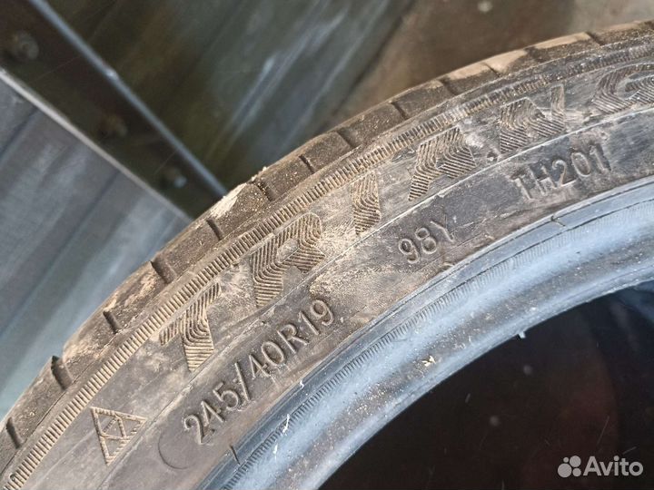 Triangle Sportex TSH11 245/40 R19 98Y