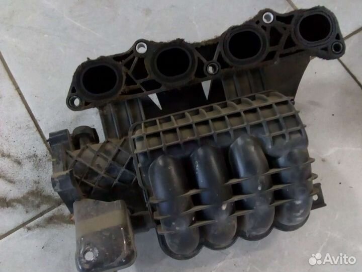 Выпускной коллектор Митсубиси Ланцер 10