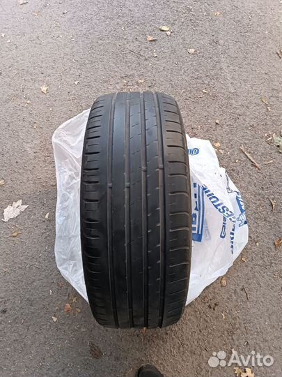 Kumho Ecsta HS51 205/55 R16