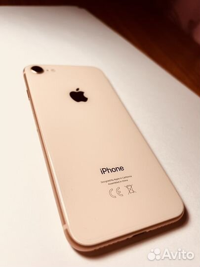 iPhone 8, 64 ГБ