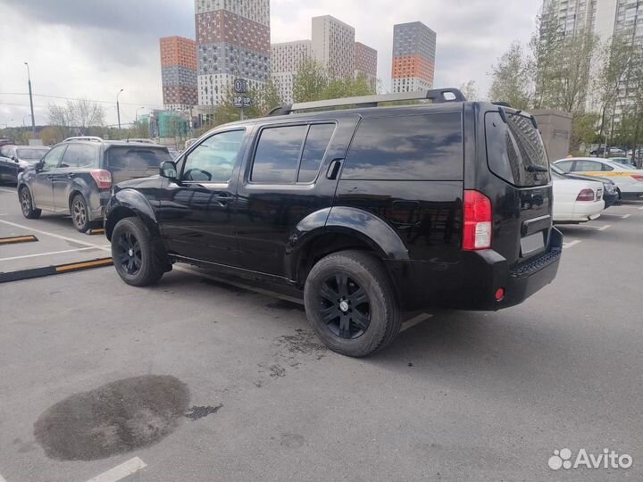 Nissan Pathfinder 2.5 AT, 2012, 166 000 км