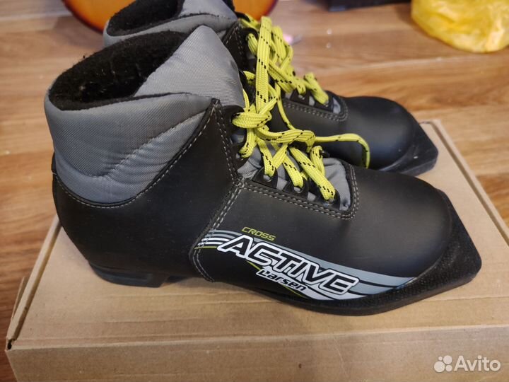 Лыжные ботинки 34 размер