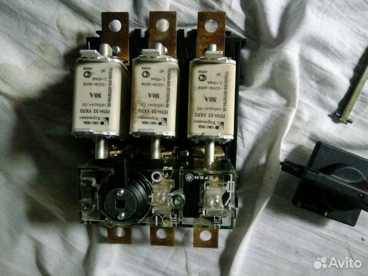 Переключатель 3Р с предохранителями 80 А