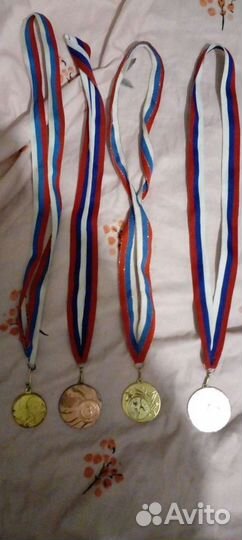 Медали