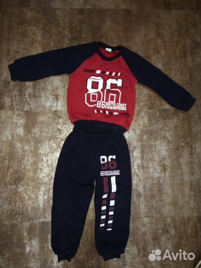 Спортивный костюм на 5лет