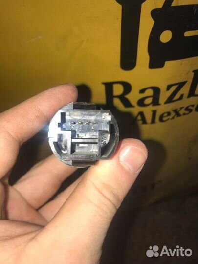 Кнопка старт-стоп Renault Megane 2 2008