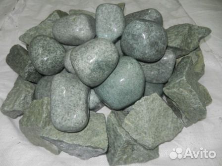 Камень для бань от жадеита до нефрита (Хакасия)
