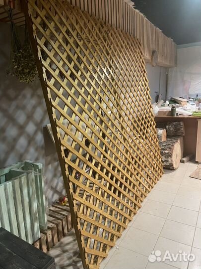 Шпалера деревянная