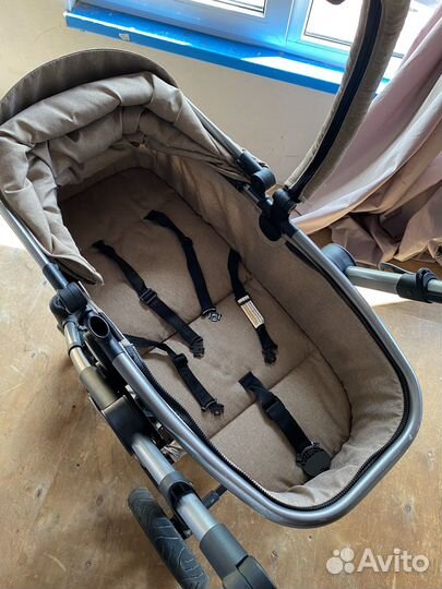 Коляска 2 в 1 LuxMom