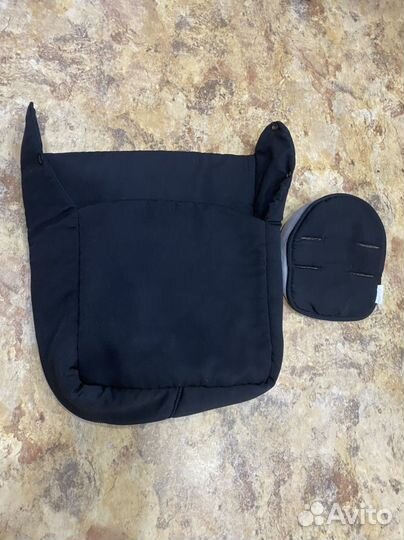 Накидка (муфта) на ножки для коляски maclaren