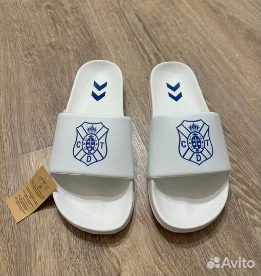 Тапочки Hummel Tenerife 42