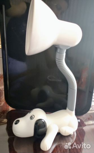 Светильник настольный собака