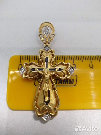Золотой крестик с бриллиантами