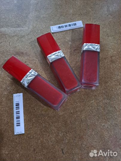 Жидкая помада для губ 860. Dior Dior